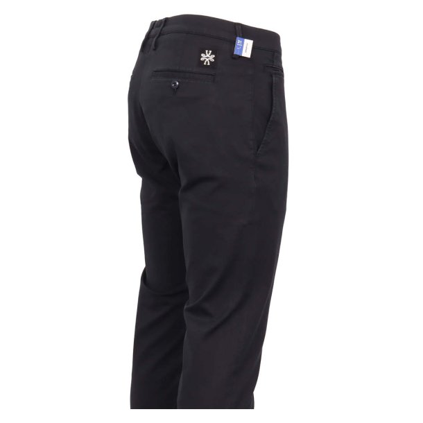 JACOB COHN Bobby Navy